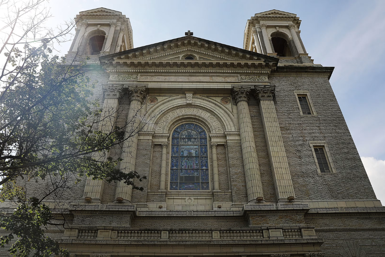 Brooklyn Diocese Knew of Abuse Allegations Decades Before Barring Priest From Ministry, Files Show