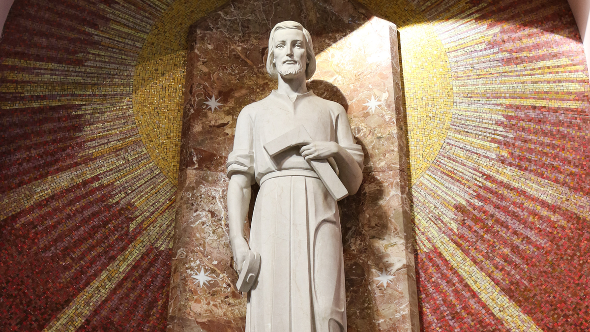 Know a Fallen-Away Catholic? Try This Powerful Prayer to Saint Joseph to Obtain a Conversion