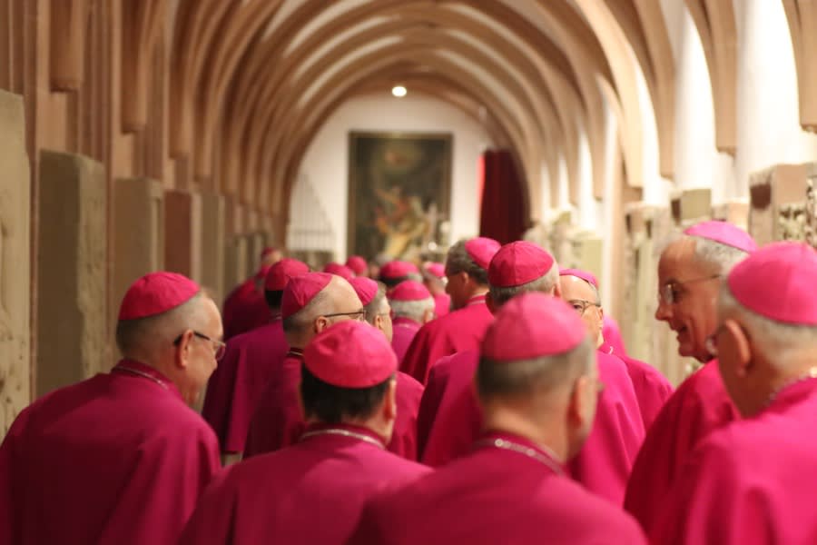 German Church ‘exits’ fall, Mass attendance rate rises