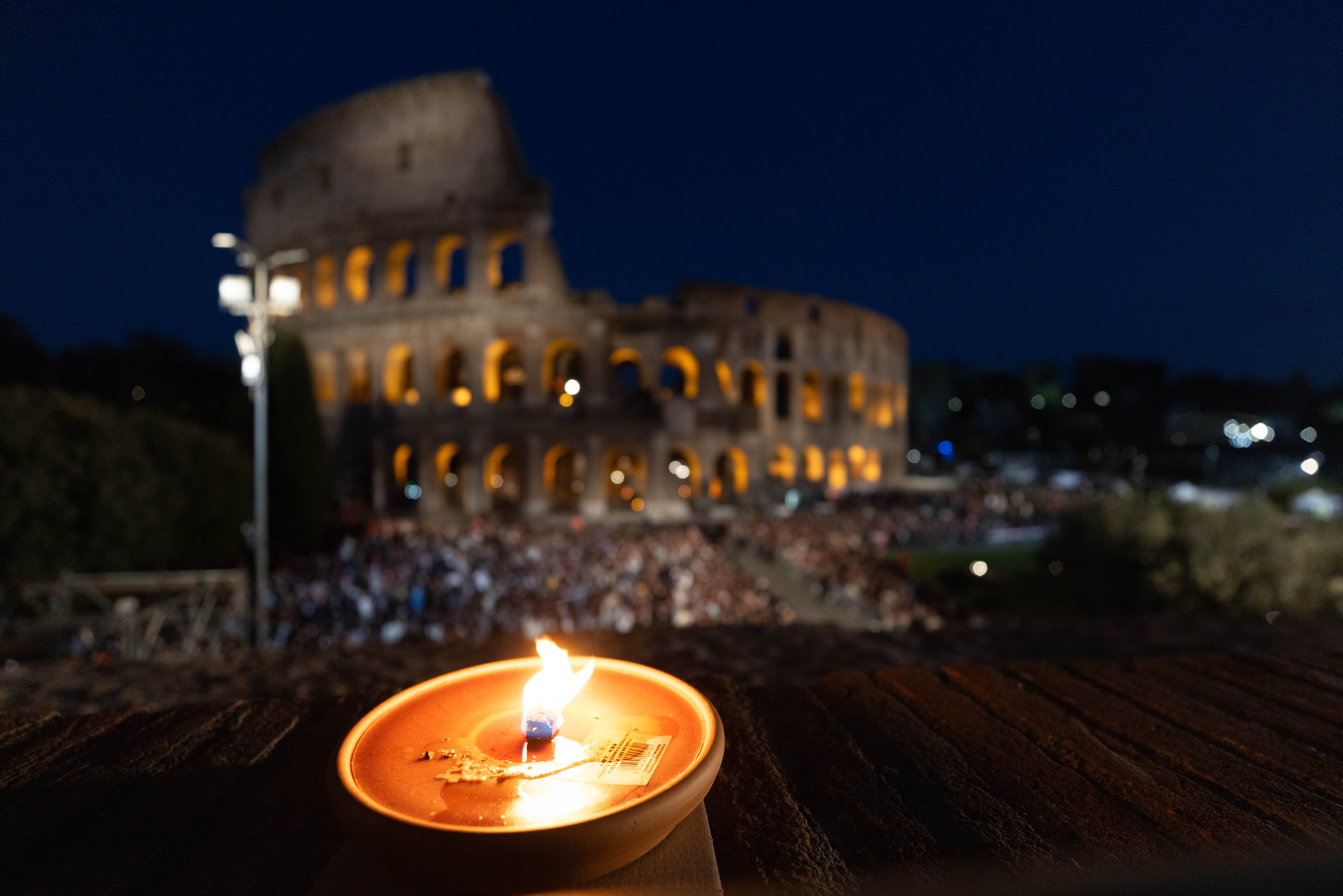 PHOTOS: Pope Leo XIV Carries the Cross at the Via Crucis in the Colosseum