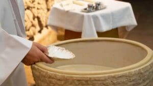 New record in France: More than 20,000 adults and teens baptized at Easter