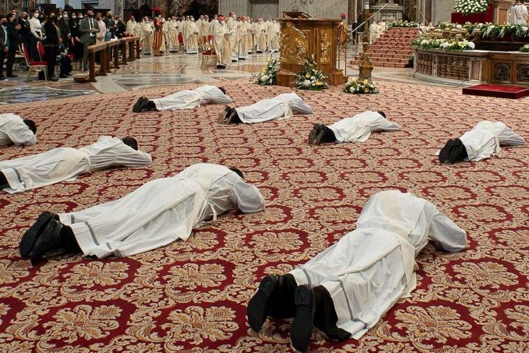 Hundreds of Men to Be Ordained in US in 2026