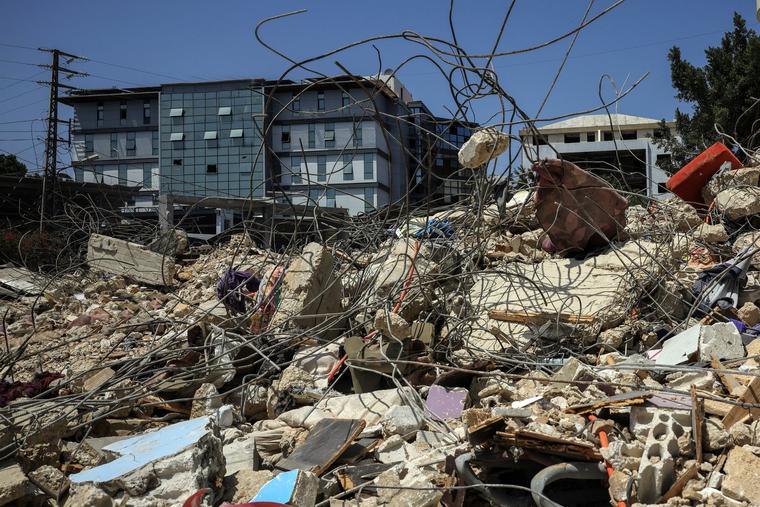 Pope Sends New Shipment of Humanitarian Aid to Lebanon and Ukraine