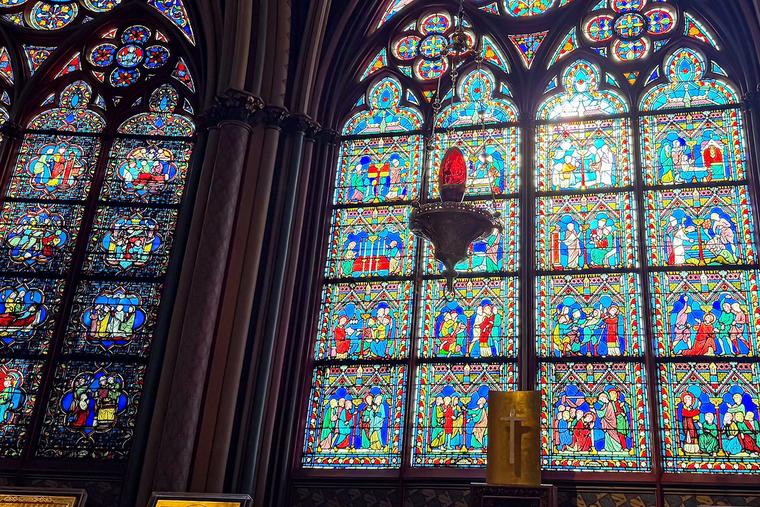 A Flickering Lamp, a Living Presence