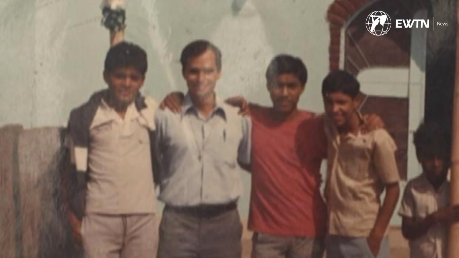 When Pope Leo Took His Altar Servers to a Rock Concert as a Young Priest in Peru