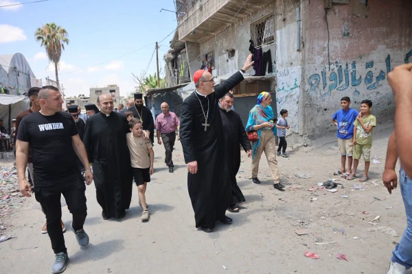 Cardinal Pizzaballa and Orthodox Patriarch Theophilus III of Jerusalem Visit the Gaza Strip
