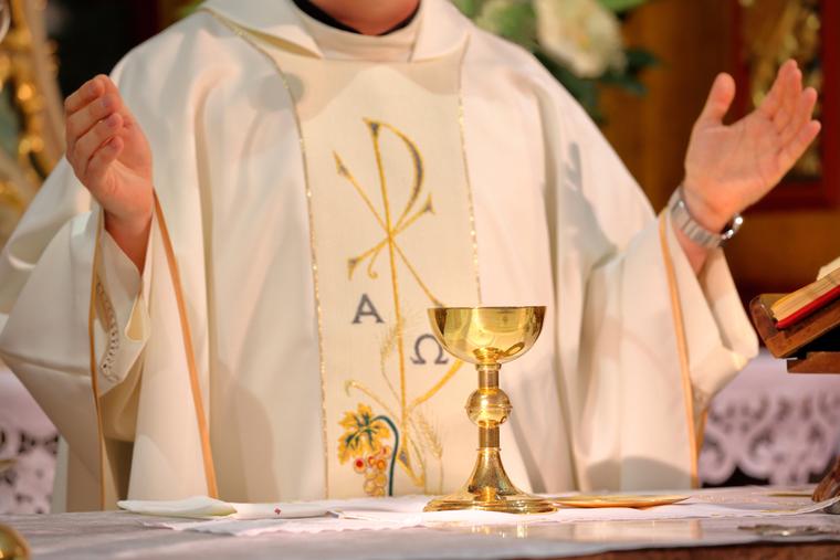 Former Muslim Refugee Who Fled War in Bosnia Ordained a Priest In Germany