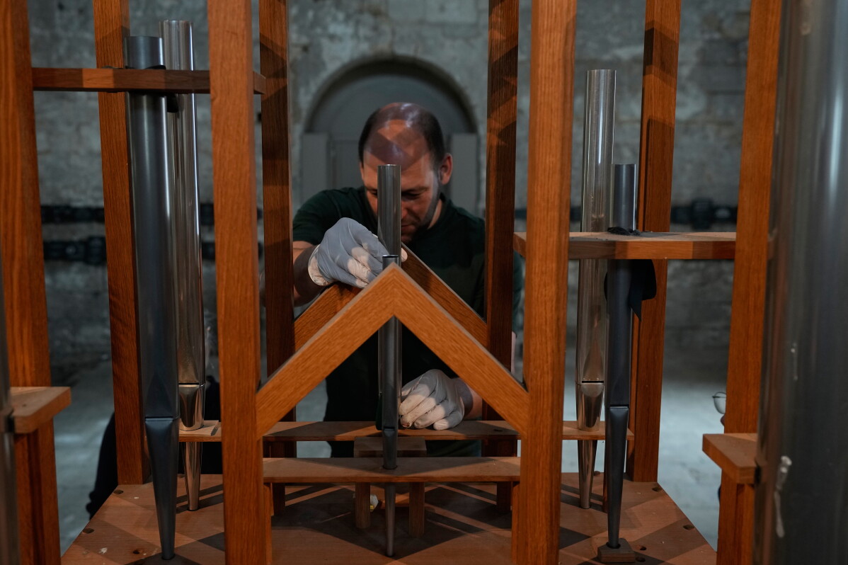 This cathedral organ will play one composition until 2640