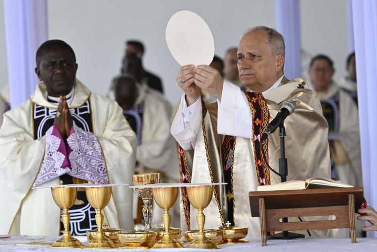 EWTN News Explains: How Is Catholic Communion Bread Made?