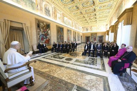 Pope Leo XIV: A Good Family Is the Best Way to Prevent Drug Addiction