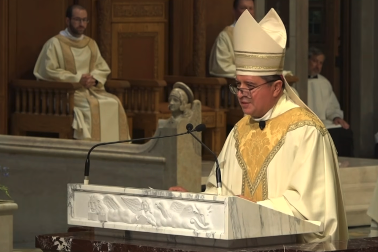 Bishop Menjivar Appoints Priests to Assist Latin Mass Expansion in West Virginia