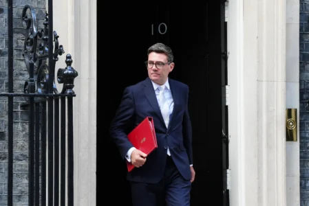 Last vestige of anti-Catholic laws in Britain ending not a sign of Church revival