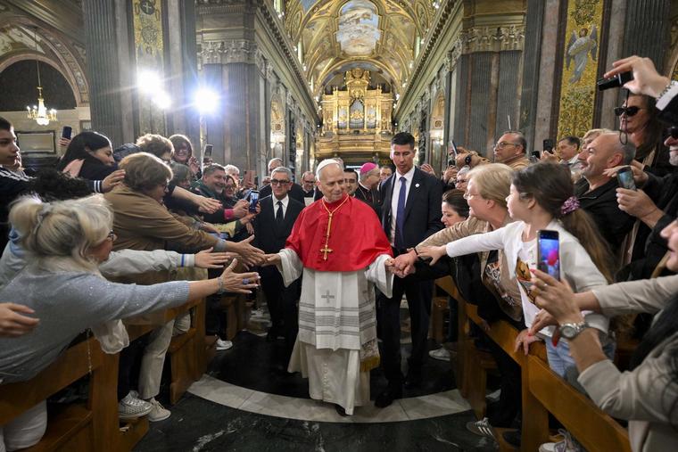 Pope to Pray Rosary for Peace With More Than 700 Children at the Vatican