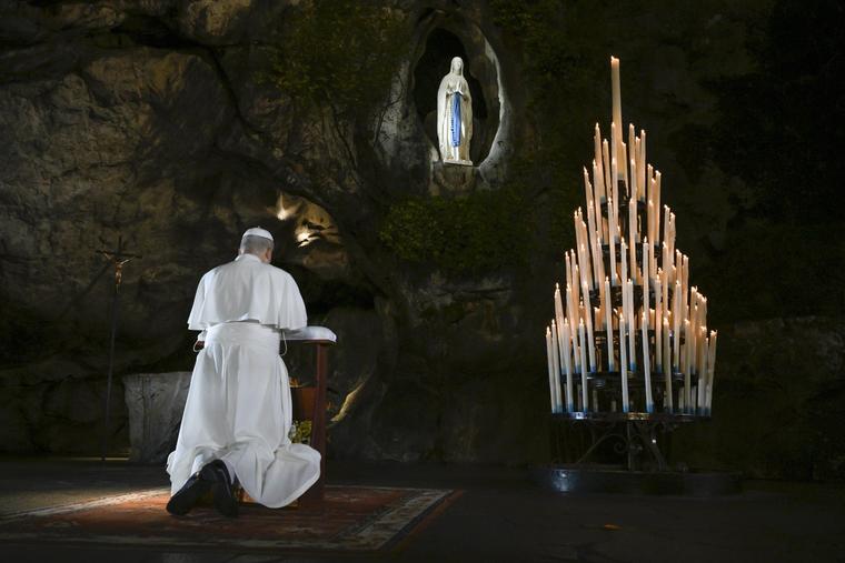 Pope Leo Prays at Lourdes Shrine