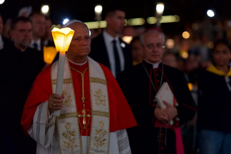 Pope Leo Leads Rosary, Candlelit Procession