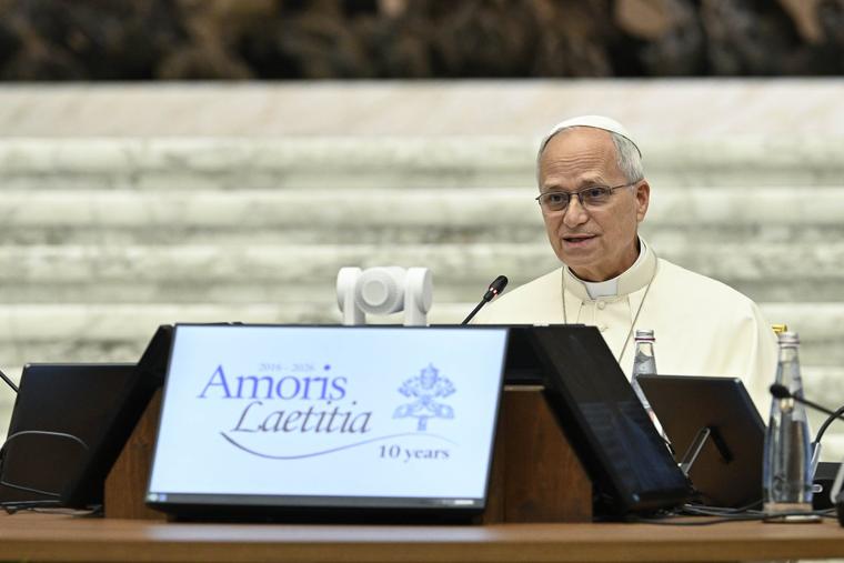 Pope Leo XIV Urges Bishops to Show Courage in Responding to Struggling Families