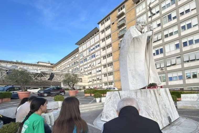 Meet the Young People Praying Outside Pope Leo’s Hospital