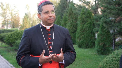 Vatican Cardinal Visits UK to Promote Interfaith Dialogue and Peace