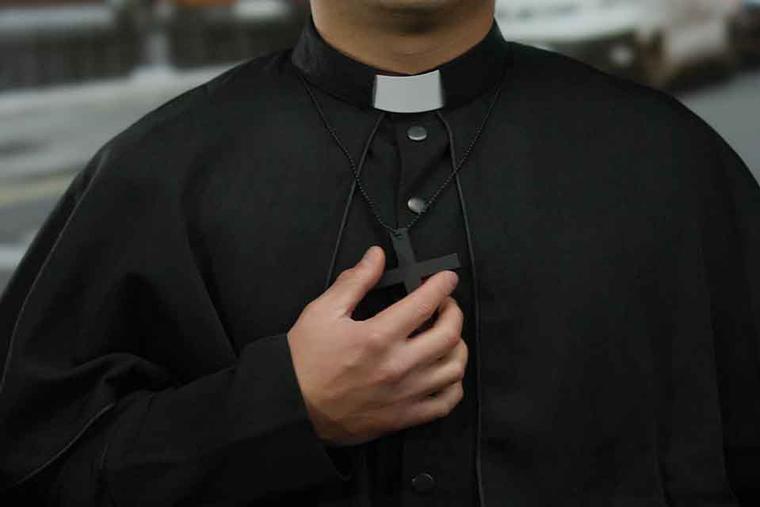 Catholics in Ecuador Mourn Death of Priest Struck by Falling Crucifix During Mass